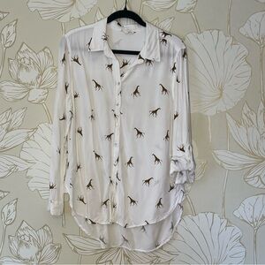 Jane and Delancey Giraffe Button-Up Shirt - Size Large